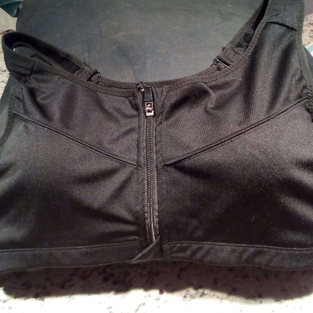 Zip front Sports bra 4xl